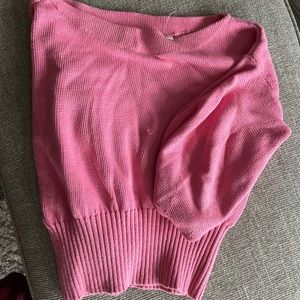 Women’s pink Sweater
